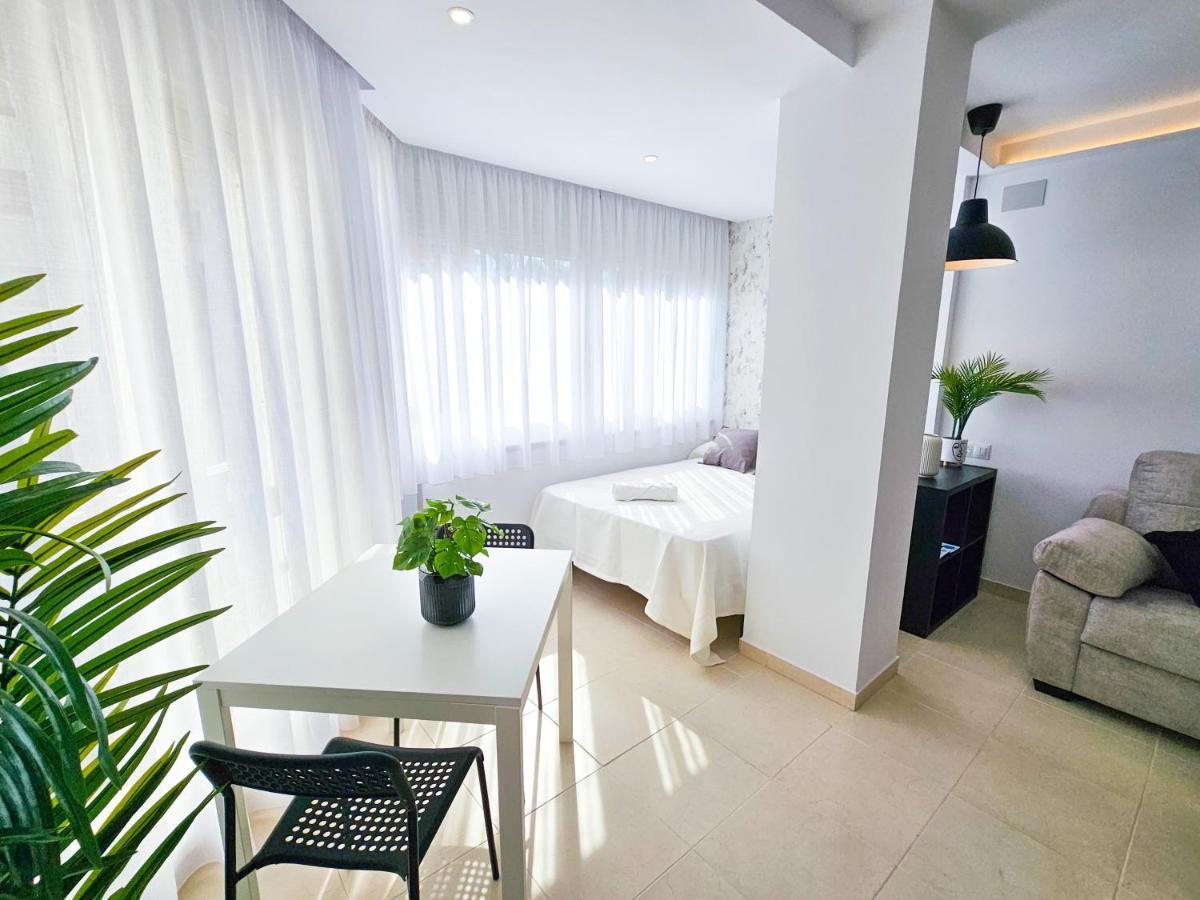 Estudio Vip Mediterraneo - Alojamientos La Torre 토레델마르 외부 사진