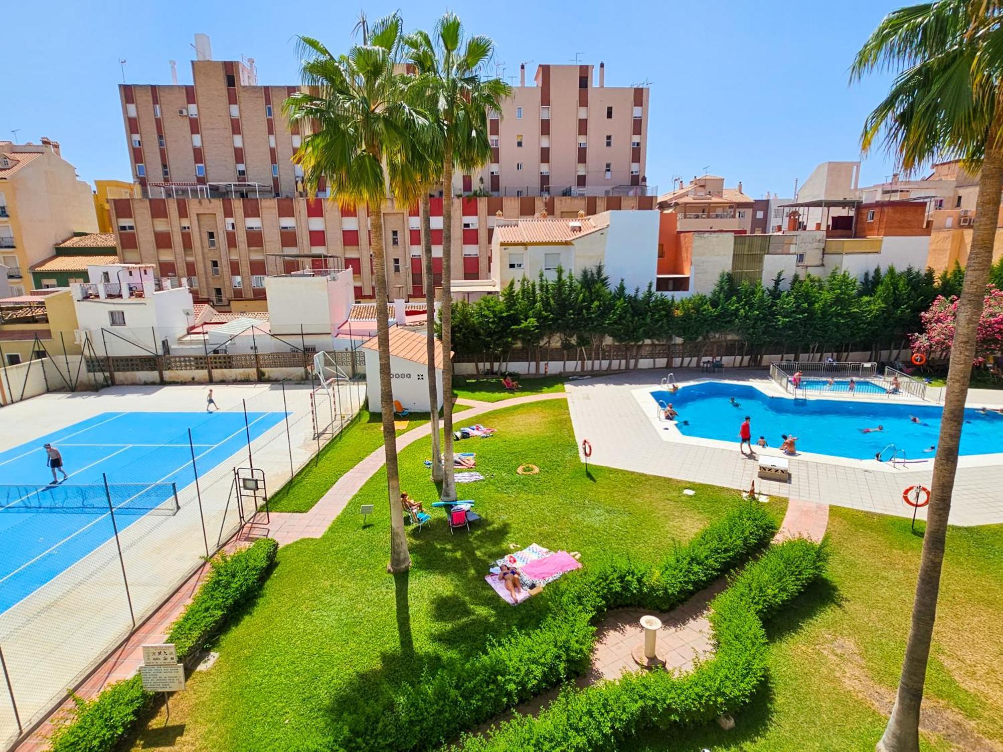 Estudio Vip Mediterraneo - Alojamientos La Torre 토레델마르 외부 사진